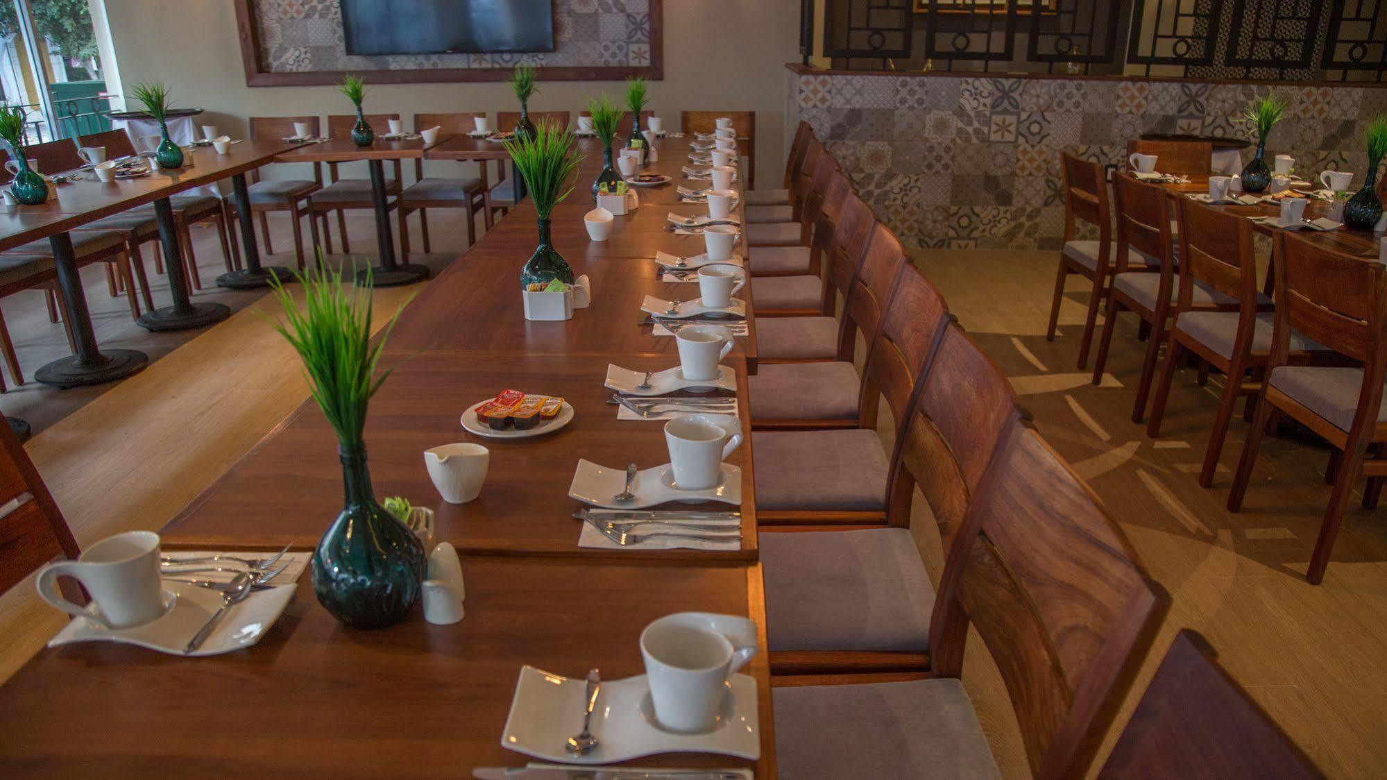 Gamma Mazatlan The Inn At Centro Historico Exterior photo